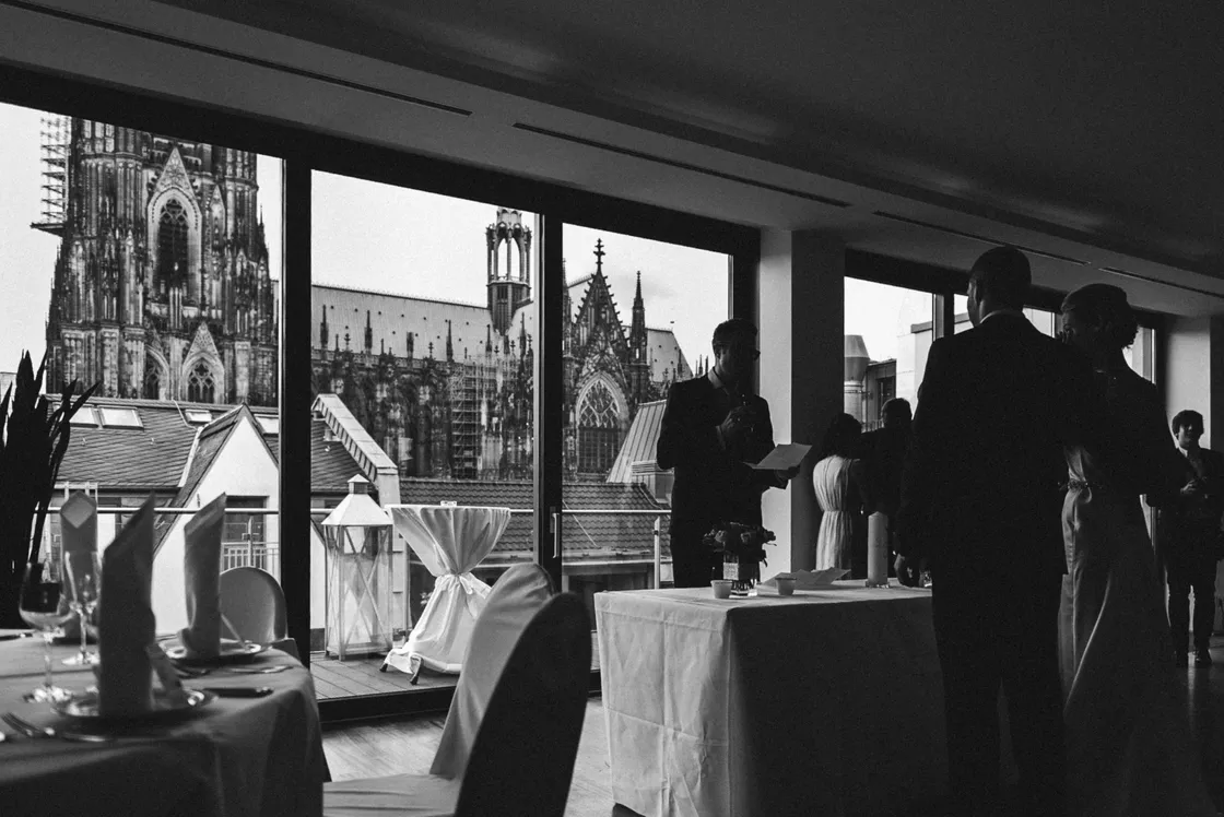 cover for Trauung mit Blick auf den Kölner Dom