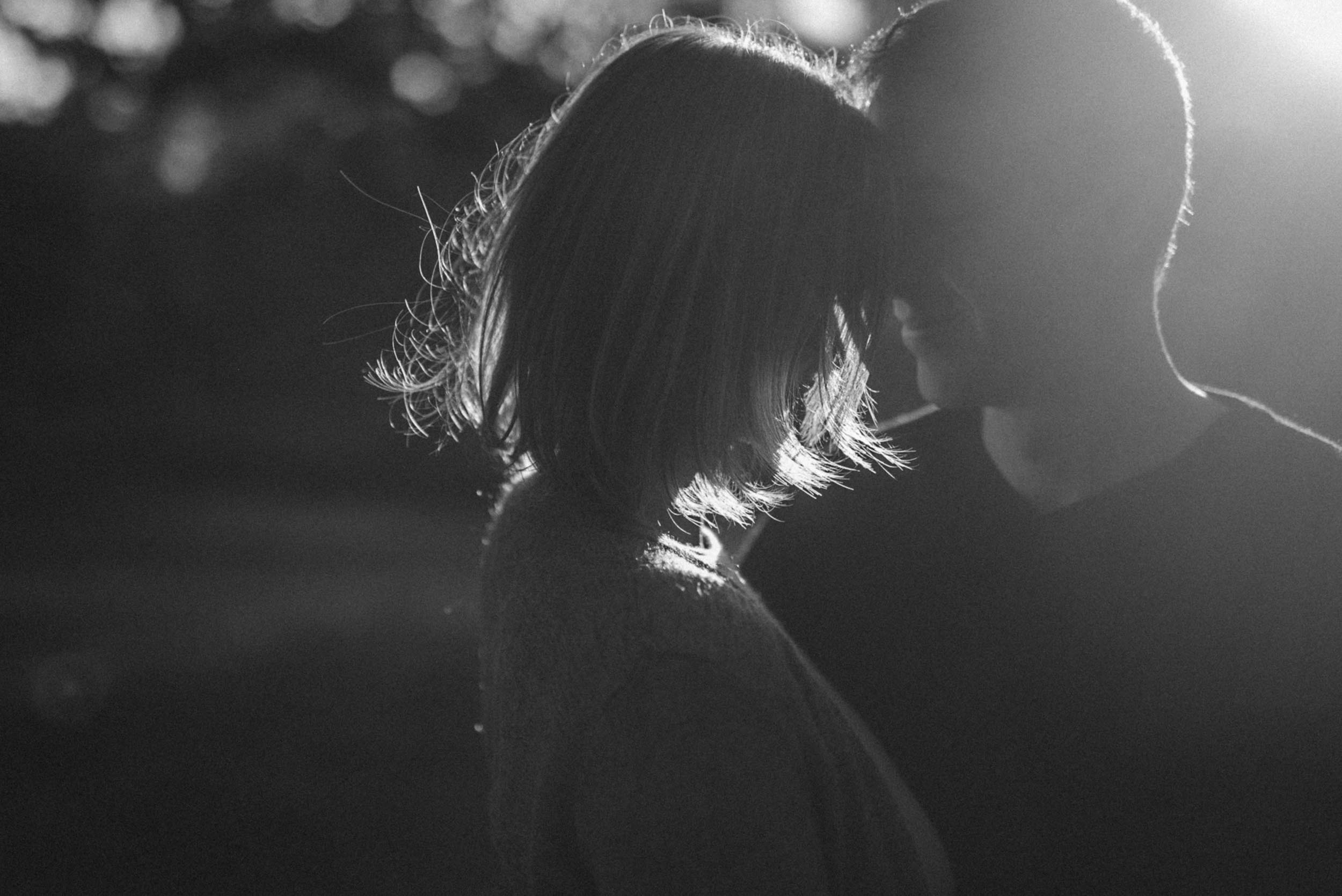 Bild zu Angela & Christoph - Paarshooting in der Wahner Heide