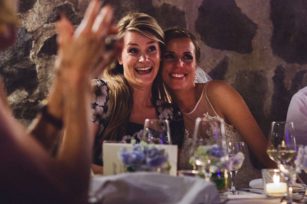 Bild zu Hochzeit in der Kreuzbergkirche - Getting Ready im Kameha Grand Bonn