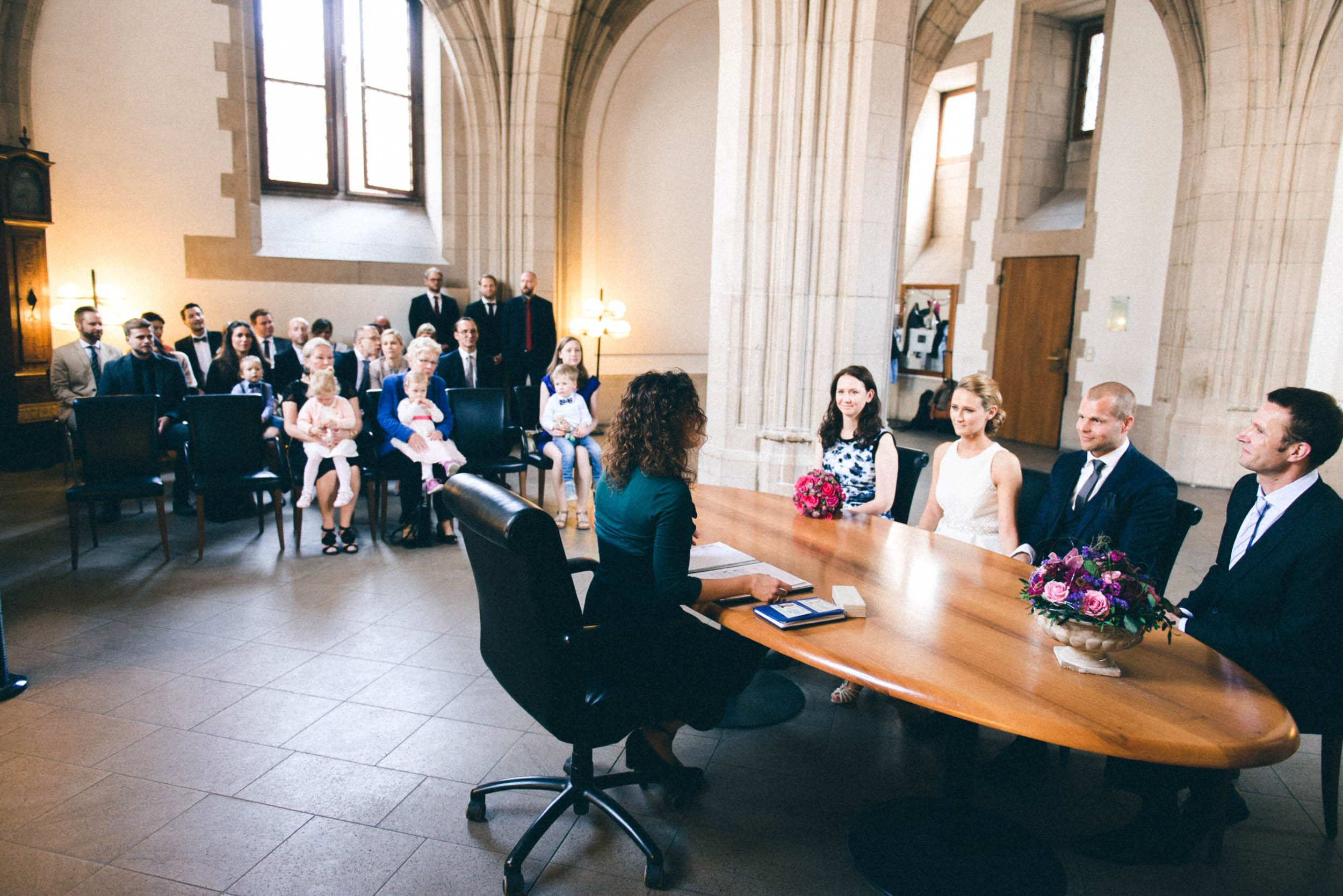 Bild zu Freie Trauung am Kölner Dom