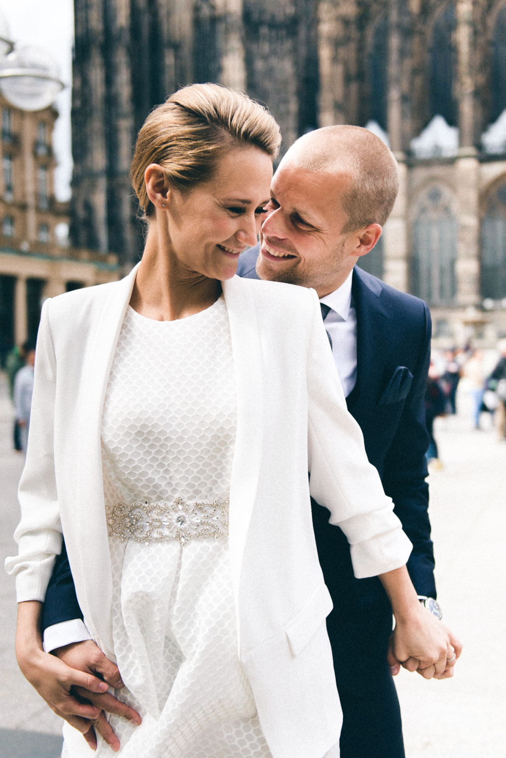 Bild zu Freie Trauung am Kölner Dom