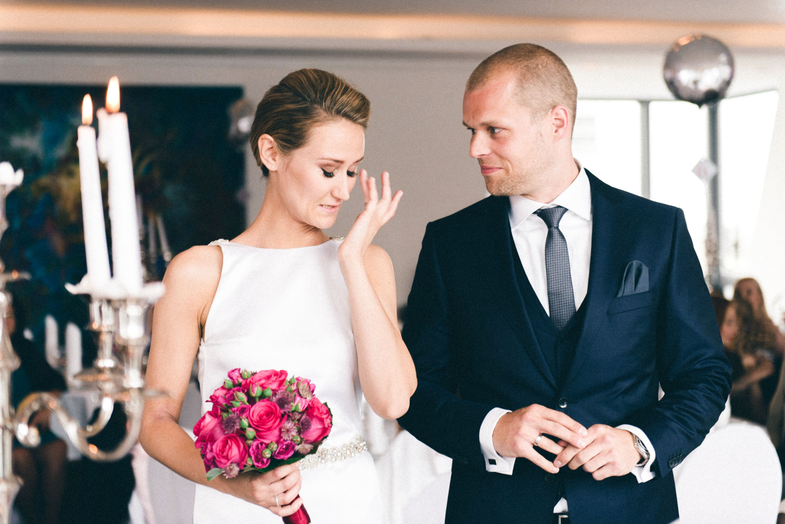 Bild zu Freie Trauung am Kölner Dom