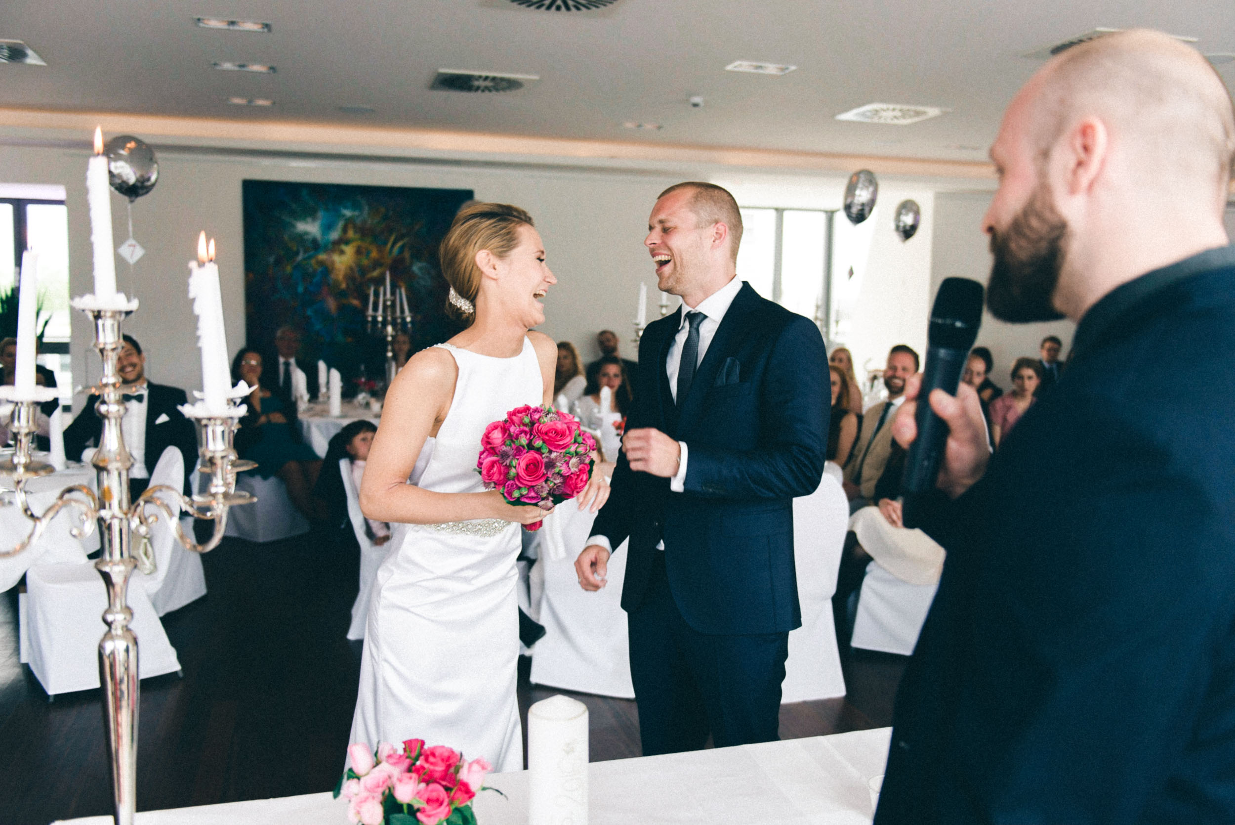 Bild zu Freie Trauung am Kölner Dom