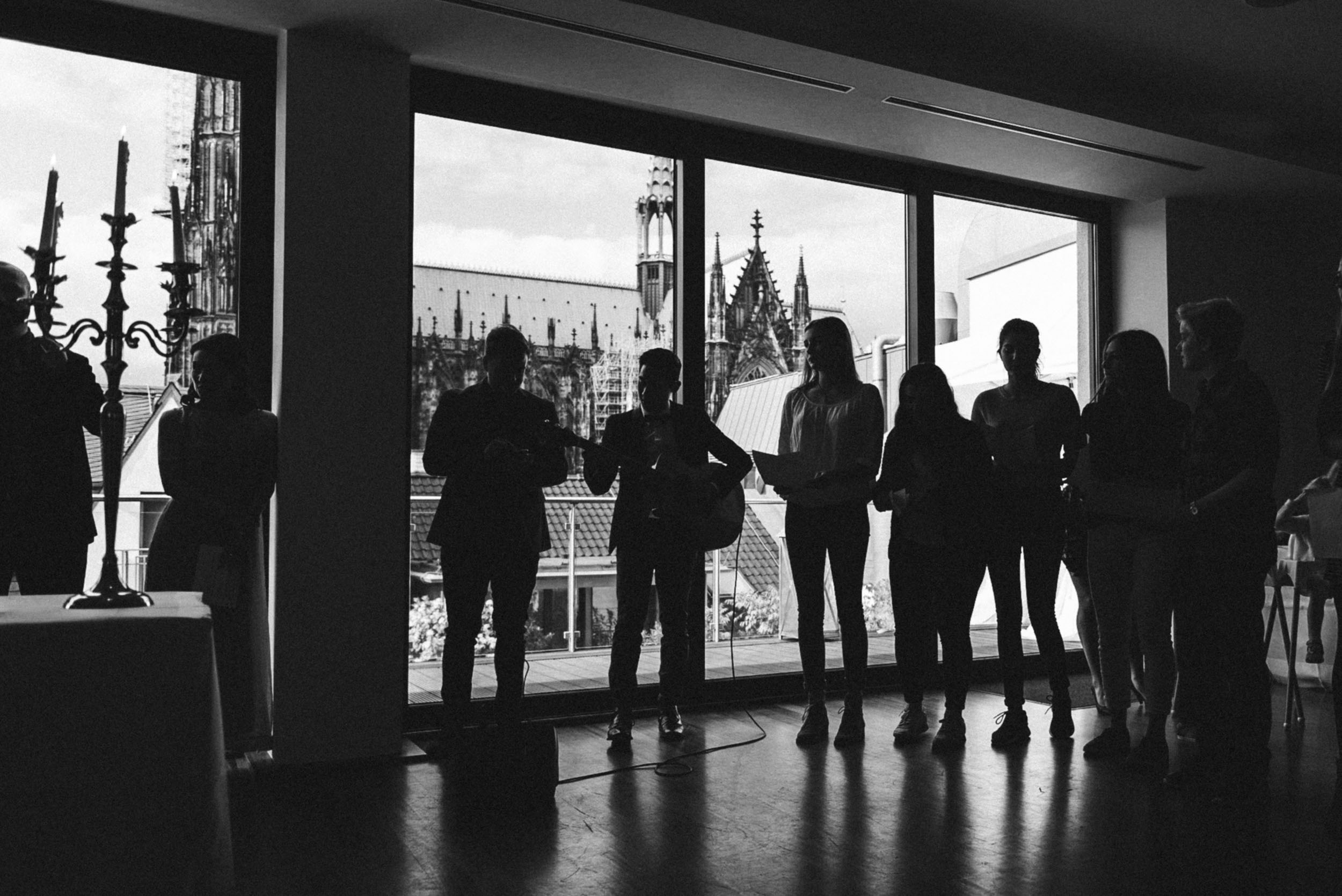 Bild zu Freie Trauung am Kölner Dom