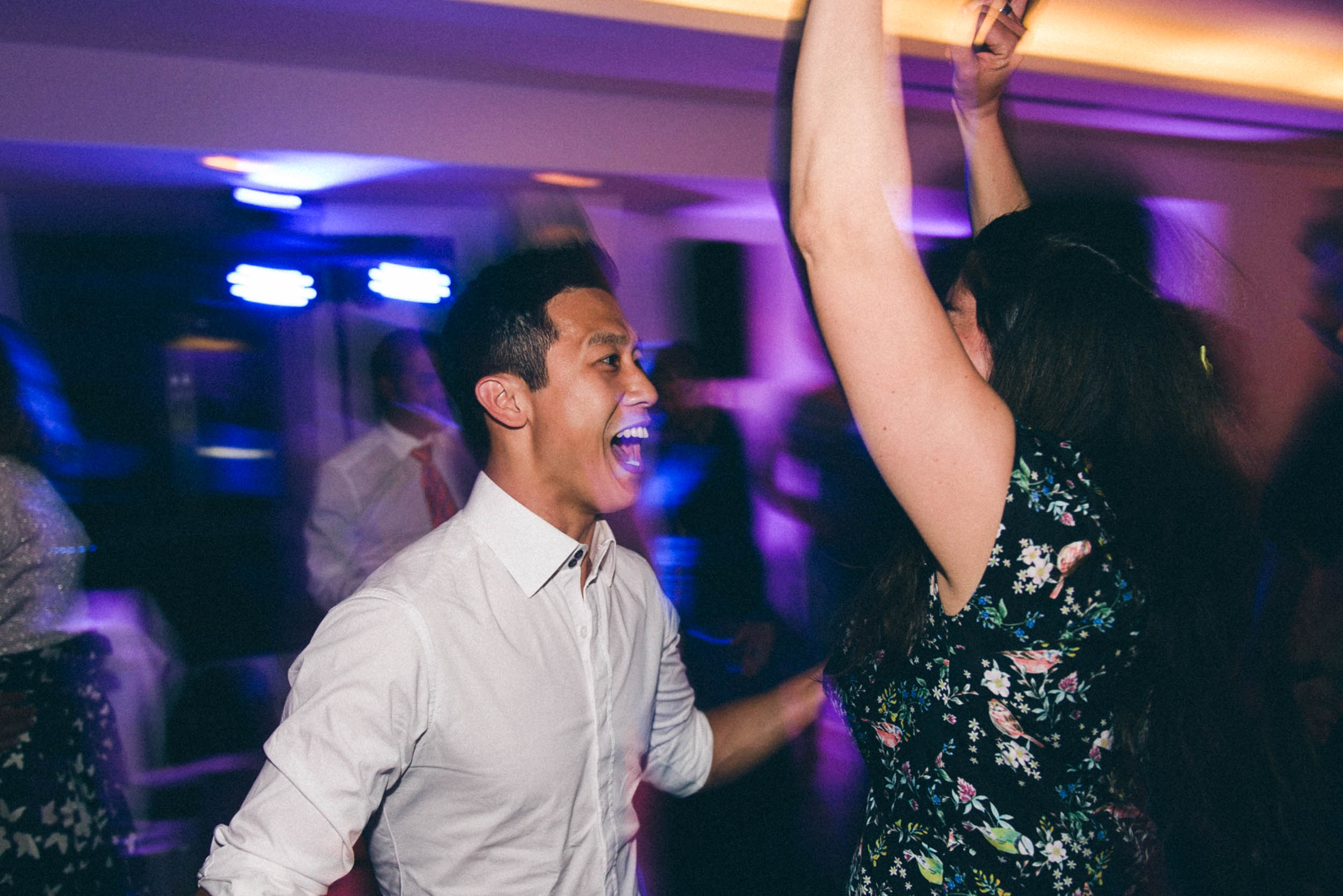 Bild zu Freie Trauung am Kölner Dom