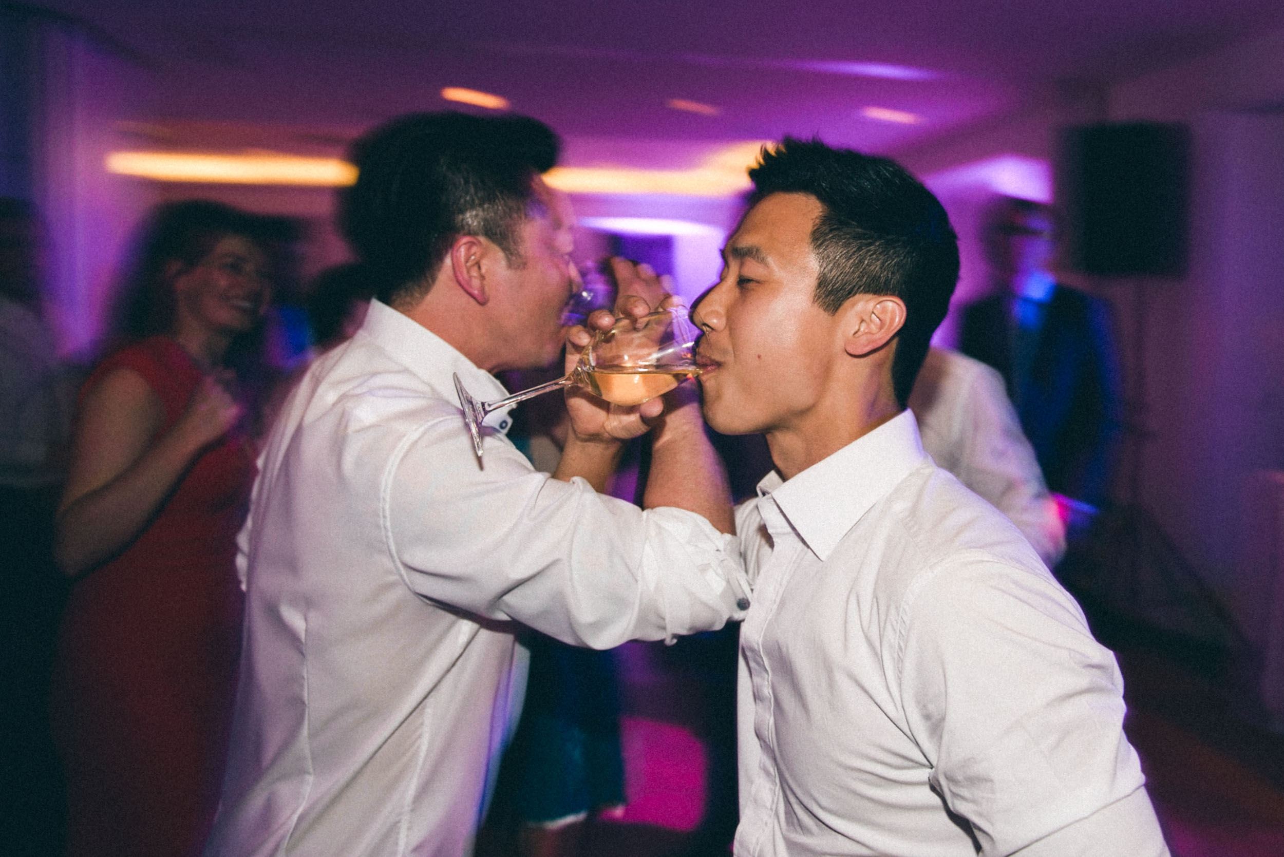 Bild zu Freie Trauung am Kölner Dom