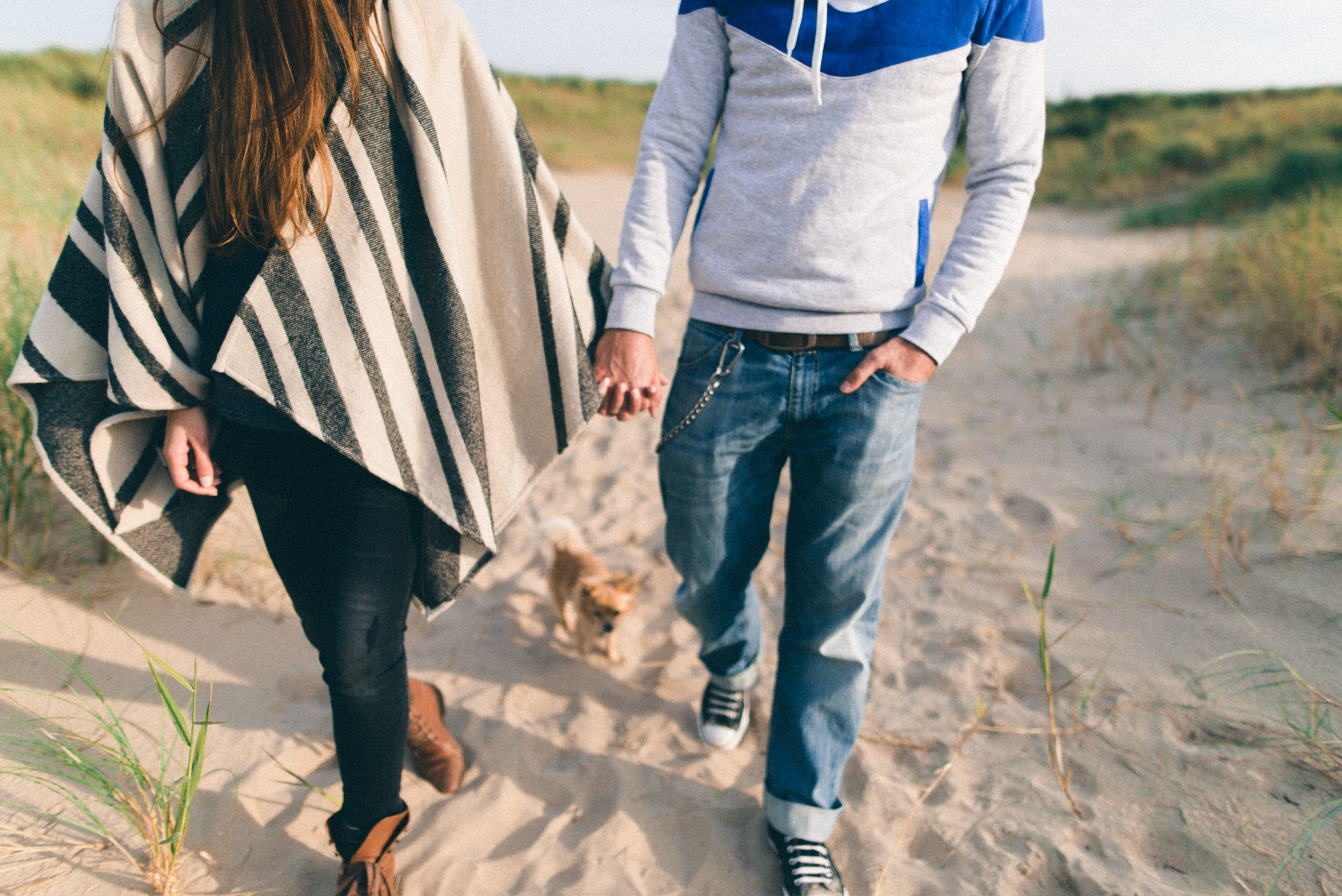Bild zu Paarshooting am Strand in Breskens - Teil 2 mit Caro & Henning